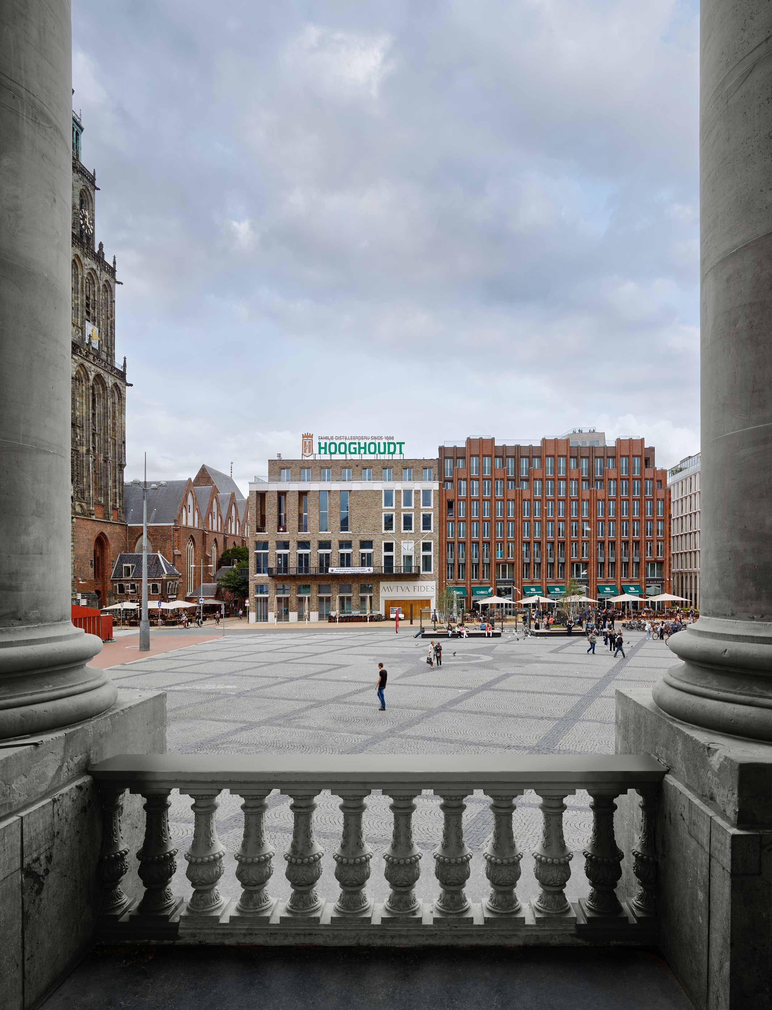 Blick auf den Grote Markt und die neue "Oostwand", Foto: Stefan Müller