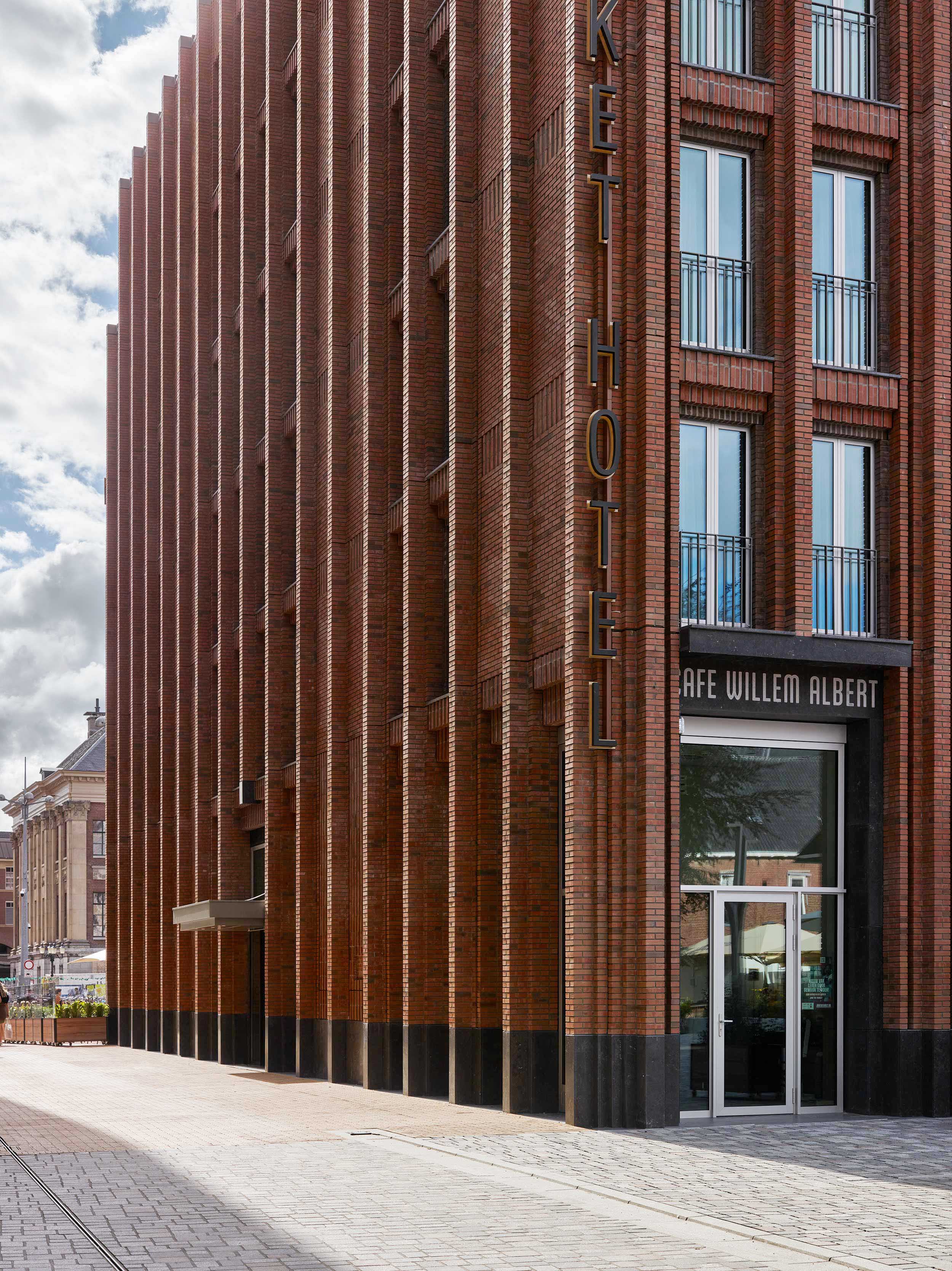 Fassadendetail - Hotel Grote Markt in Groningen, Foto: Stefan Müller