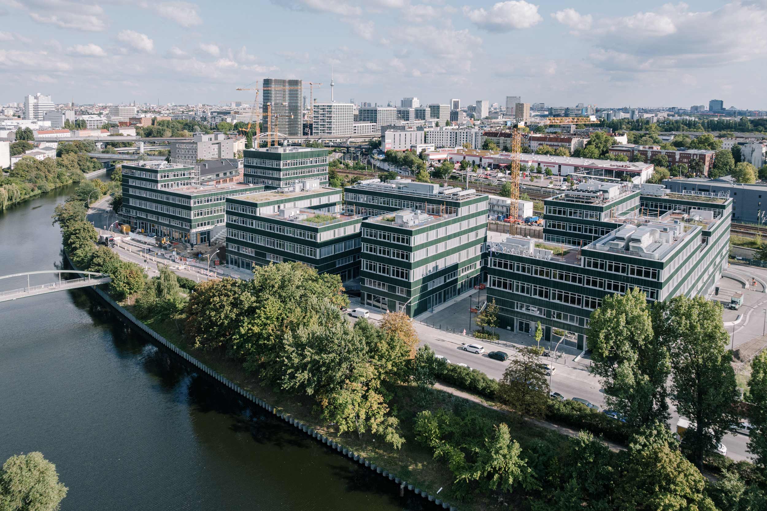 CAMPUS BERLIN DECKS © Beos 
