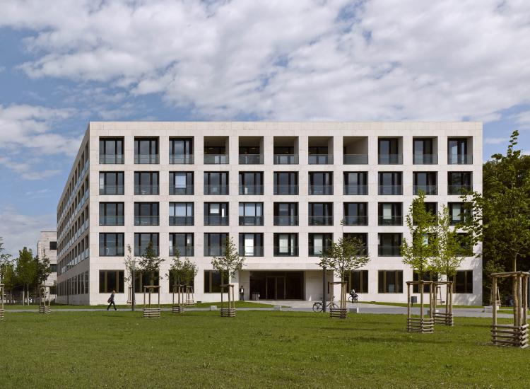 Ansicht Präsidium vom Campus © Stefan Müller